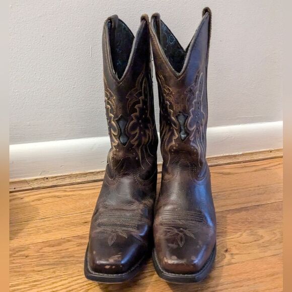 Loredo Western Brown Leather Cowboy Boots with Embroidered Design Square Toe - Picture 4 of 12